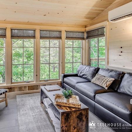 The Blackjack Oak In Treehouse Grove At Norton Creek Gatlinburg Exterior foto
